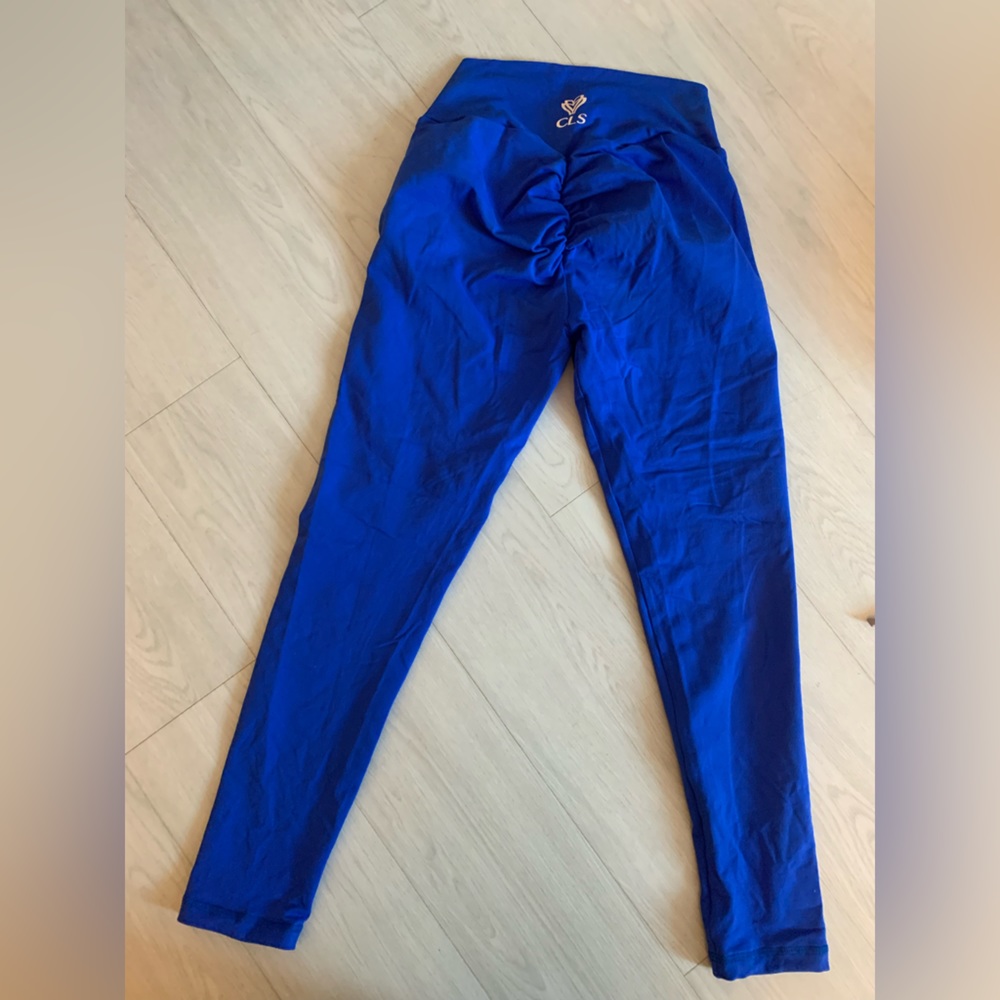 CLS Sportswear Leggings - Scrunch 💙